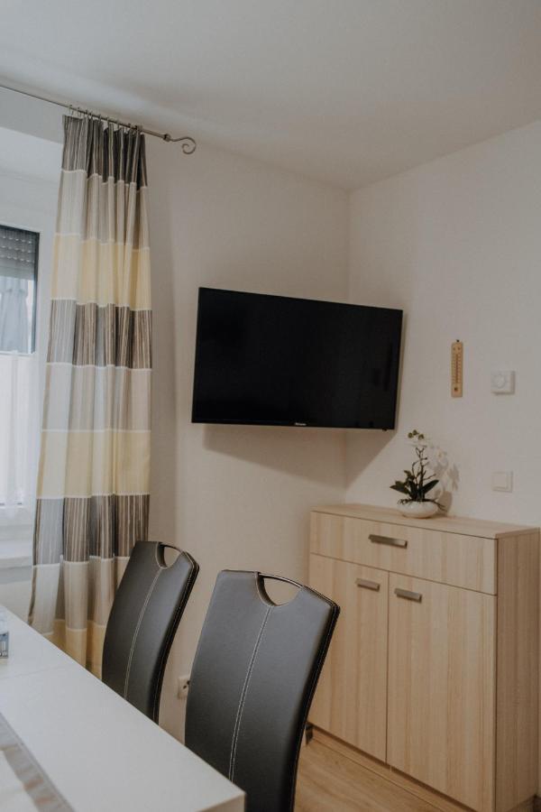 Apartment Peter Lamster Top2